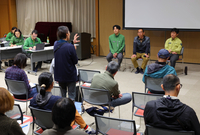 ライチョウのヒナの生存状況などについて説明があった報告会